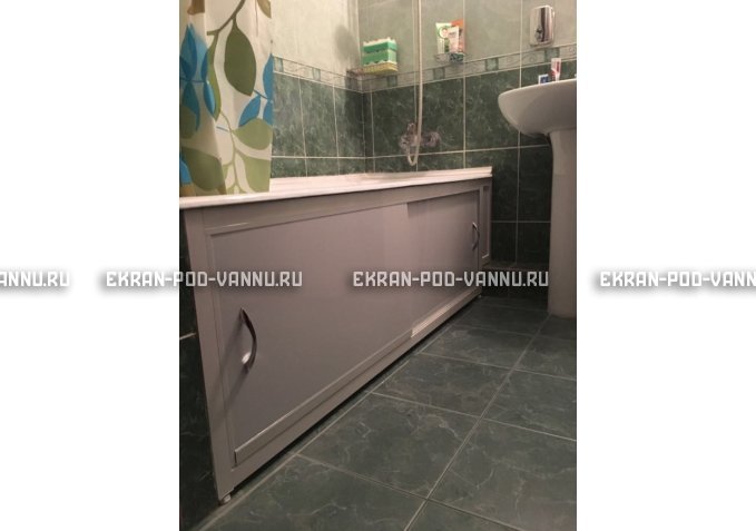 Экран  EUROPLEX Роликс белый с вставкой – купить по цене 10400 руб. в интернет-магазине в городе Астрахань картинка 2